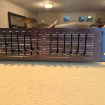 Nikko Graphic Equalizer Model EQ-500 RARE Red Faceplate Rack Mount SERVICED🔥🎶 image 6