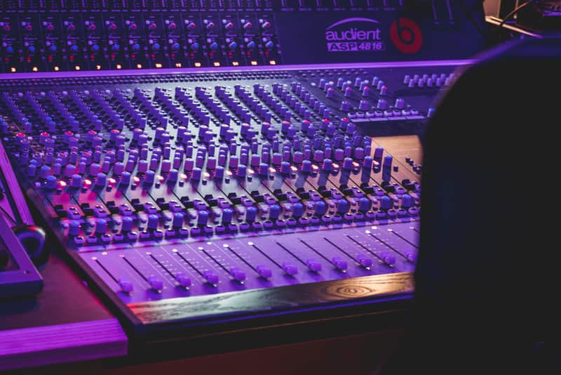 Audient ASP4816-SE 48-Channel Compact Mixing Console