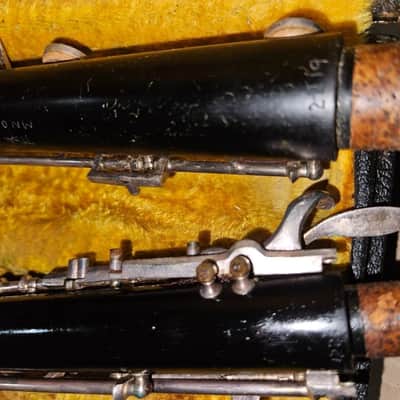 Larilee wood oboe with case. USA. Good but needs fixing up. image 8