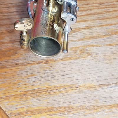 YAMAHA  YAS 23 ALTO SAXOPHONE image 6