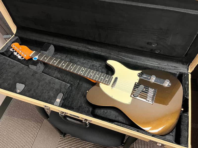Fender American Ultra II Telecaster with Ebony Fretboard, Texas Tea, HW Custom Shop Pickups/ Controls