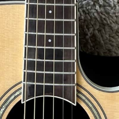 Ovation Celebrity Traditional Mid-Depth Acoustic Electric Guitar CS24-4 -Natural image 7