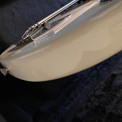 Fender Mustang Bass 2000's - Olyimpic White image 8