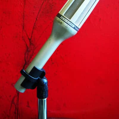 Vintage 1980's Shure SM59 dynamic cardioid microphone USA w mic clip Low Z SM58 SM54 SM53 image 7