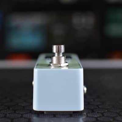 Electro-Harmonix EHX-2020-2.0 Pedal Tuner 2024 - Present - Green image 2