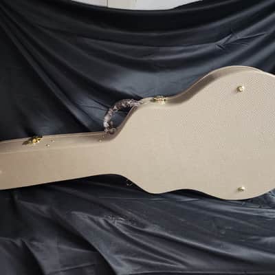 Hagstrom HJ500 Natural Gloss Hollow Body Electric Guitar – Jazz Archtop – Dual Humbuckers – Hardshell Case 2000s - 2010s - Natural Gloss Top with Dark Figured Back & Sides image 23