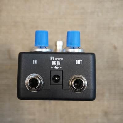 Fender Bassman Delay 2024 - Present - Blue / Silver image 6