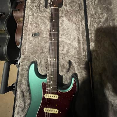 Fender American Professional Series Stratocaster image 3