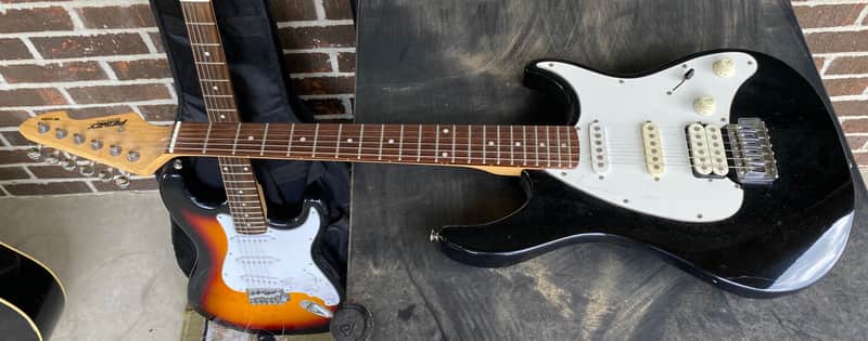 Peavey Raptor Plus HSS Electric Guitar with Rosewood Fretboard, Tremolo 2010s image 1