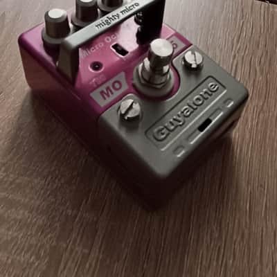 Guyatone MOm5 Micro Octaver 2010s - Pink image 2