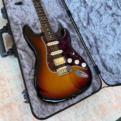 Immagine Fender American Ultra Stratocaster HSS with Lollar Pickups - 1