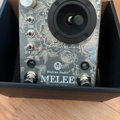 Walrus Audio Melee Wall of Noise Limited Edition - Floral Series 2024 - Grey Floral image 3