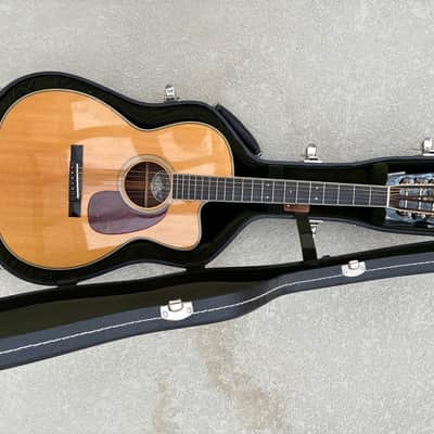 Collings 0002H Cutaway image 11