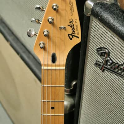 Squier Stratocaster (Gary Hoey Signature) 1995 Red image 9