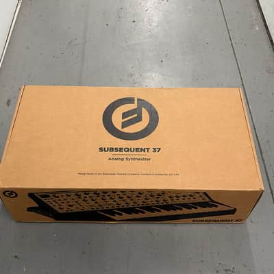 Moog Subsequent 37 Analog Synth 2017 - Present - Black image 4