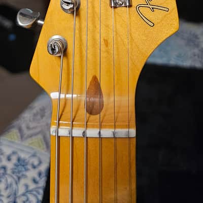 Fender CIJ Paisley Stratocaster 2008 - Paisley image 4