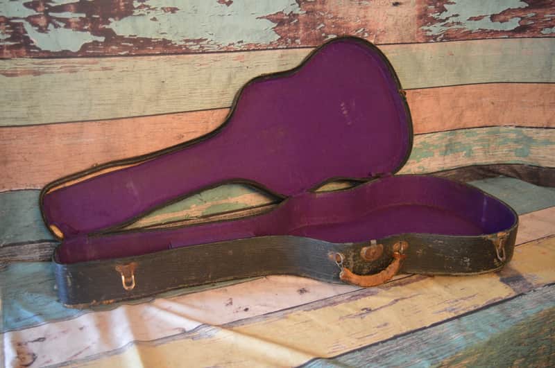 Vintage Original 20's-30's Hardshell case from Martin image 1