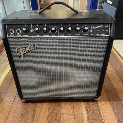 Fender Champion 40 Guitar Amplifier Combo with Effects image 1
