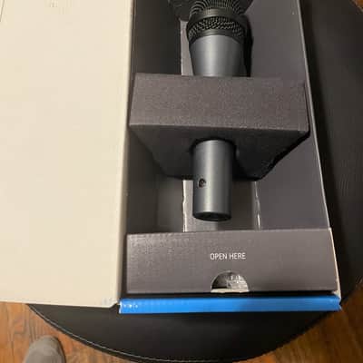 TWO Sennheiser e835 Handheld Cardioid Dynamic Vocal Microphone 1998 - Present - Dark Grey with BONUS: TWO (20', Black) Kopul Premium Performance 3000 Series Neutrik XLR Male to XLR Female Microphone Cables image 2