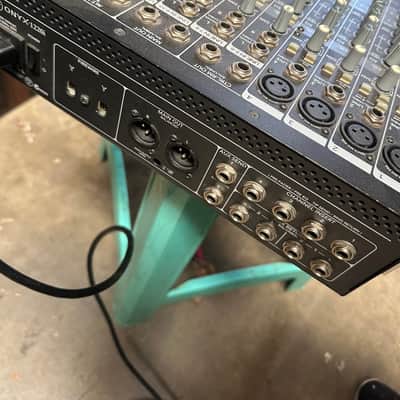 Mackie ONYX1220i mixer image 4