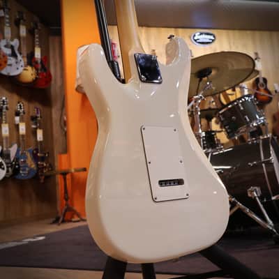 Suhr Classic S Antique Olympic White RW HSS image 8