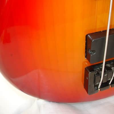 1998 Spector NS-2000/4 NS-2000 4-String Electric Bass Guitar, Cherry Sunburst image 6