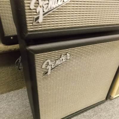 Fender Super Champ X2 Head and Cab W/ footswitch Black image 4