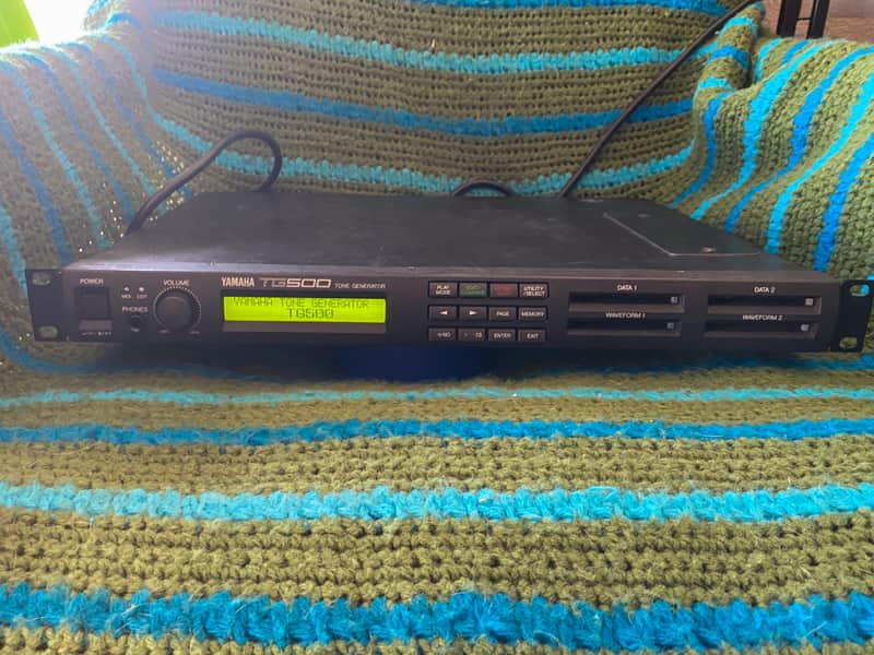 Yamaha TG500 Tone Generator 1991 - Black image 1