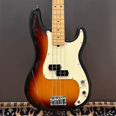 2005 Fender American Precision Bass image 2