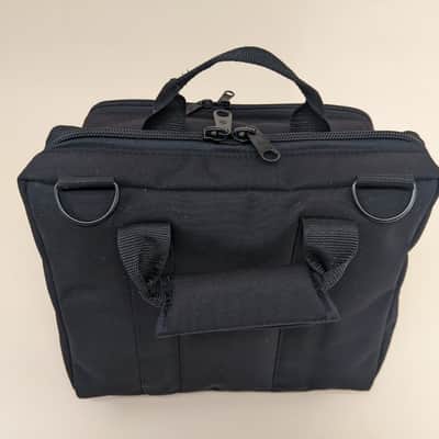 Fractal Audio FM3 Premium Gig Bag #13072 Padded Pedal Pocket, Leather Bottom, Double Padded, Black image 4