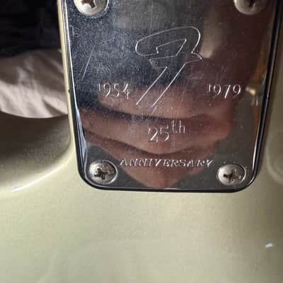 Fender 25th Anniversary Stratocaster 1979 - 1980 - Silver Metallic image 2