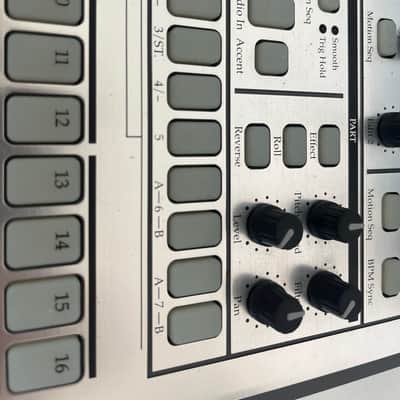 Korg Electribe-S ES-1 Rhythm Production Sampler 2000s - Silver image 15
