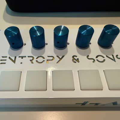Entropy & Sons - Recursion Studio - Video Synthesizer image 3