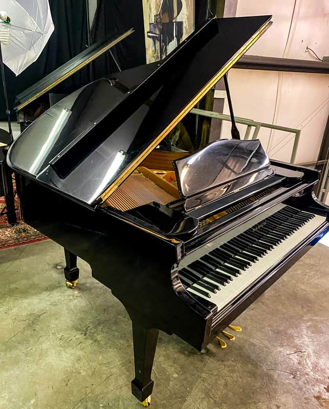 Samick SG -150C sweet 4'11'' baby grand piano image 1