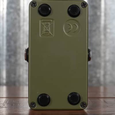 Electro-Harmonix EHX Green Russian Big Muff Distortion Sustainer Guitar & Bass Effect Pedal image 6