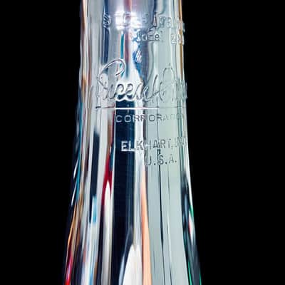 BACH STRADIVARIUS 239 CL SILVER PLATED image 2