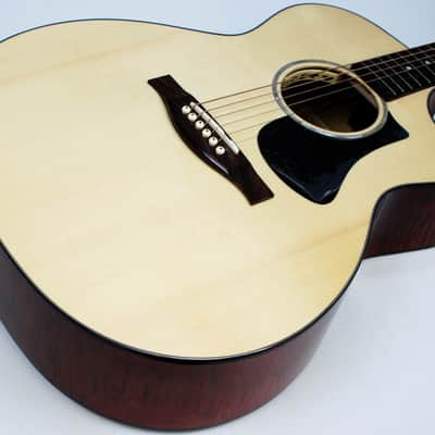 Eastman PCH3-GACE-CLA - Grand Auditorium Acoustic Electric Guitar - Natural Gloss image 2