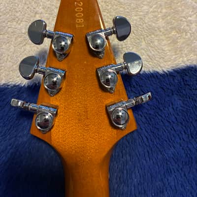 Gibson Flying V 2019 - 2023 - Antique Natural Custombuckers image 10