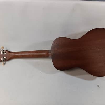 Ukuleles Makala MK-C - Wood image 2