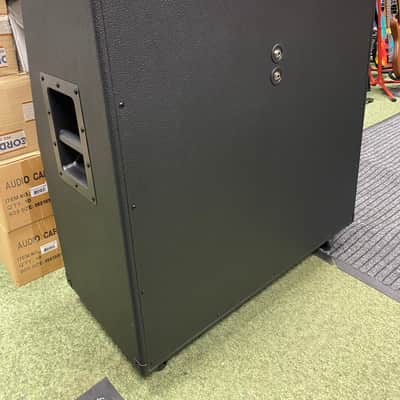 Peavey Valveking Slant 4x12 speaker cab black image 5