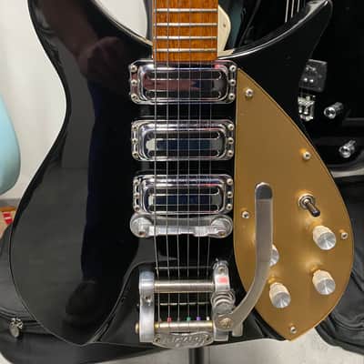 1997 Rickenbacker 325V59 - Includes HSC! image 3