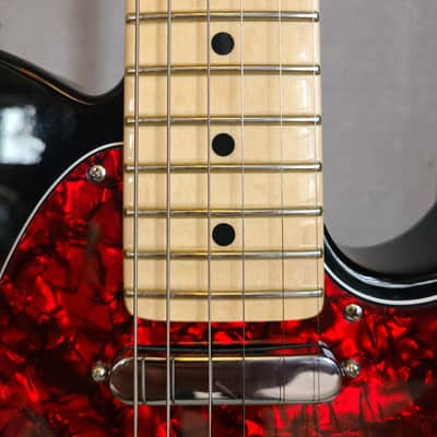 Fender American Professional Telecaster with Maple Fretboard 2017 - 2019 - Black image 4