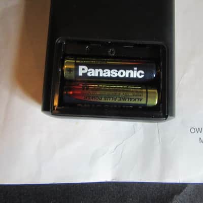 Vintage Yamaha RX-V800 music system Remote and instructions 100W per channel image 6