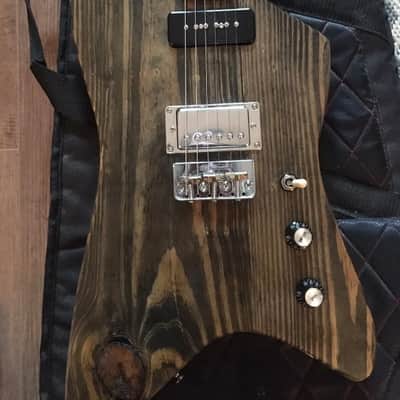 Roadhouse Skylark 2015 - Bourbon Stain image 1
