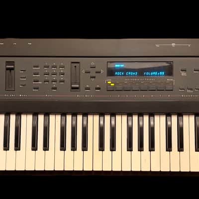Ensoniq EPS 16 Plus Digital Sampling Workstation With 1 Megabyte (1MB) of additional RAM and SCSI Port