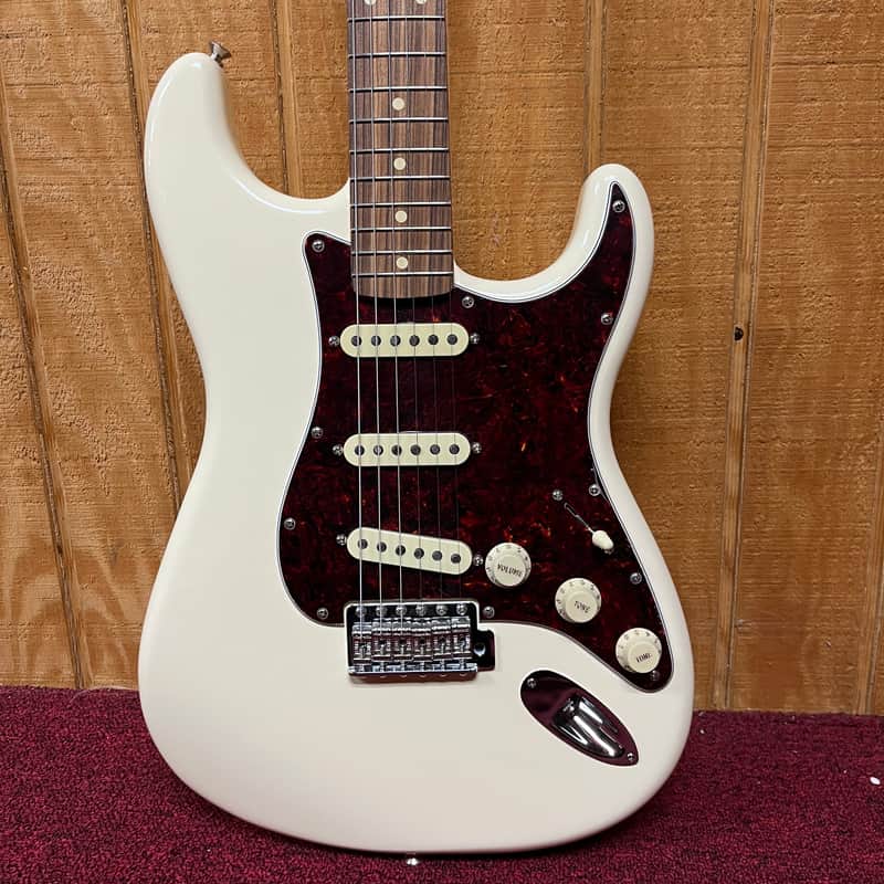Fender Vintera Road Worn '60s Stratocaster | Reverb
