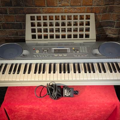 Yamaha PSR-273 Digital Piano w/ Power Supply, Dampener Pedal & Sheet Music Stand