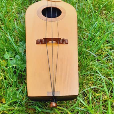 Georgian folk music instrument Panduri | String instrument Panduri | ფანდური | Fanduri image 2