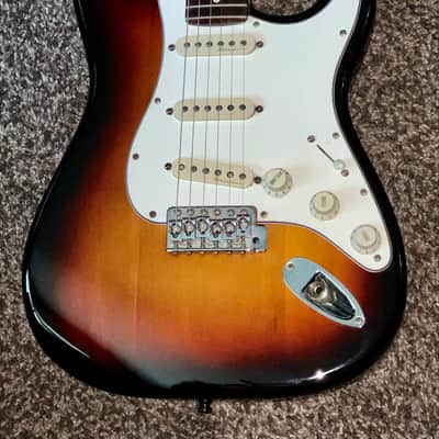 2002 Fender Stratocaster Electric guitar Made in the usa tweed Hardshell case image 5