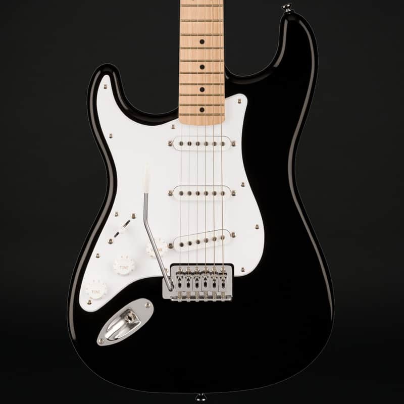 Squier Sonic Stratocaster Left-Handed, Maple Fingerboard, White Pickguard in Black image 1